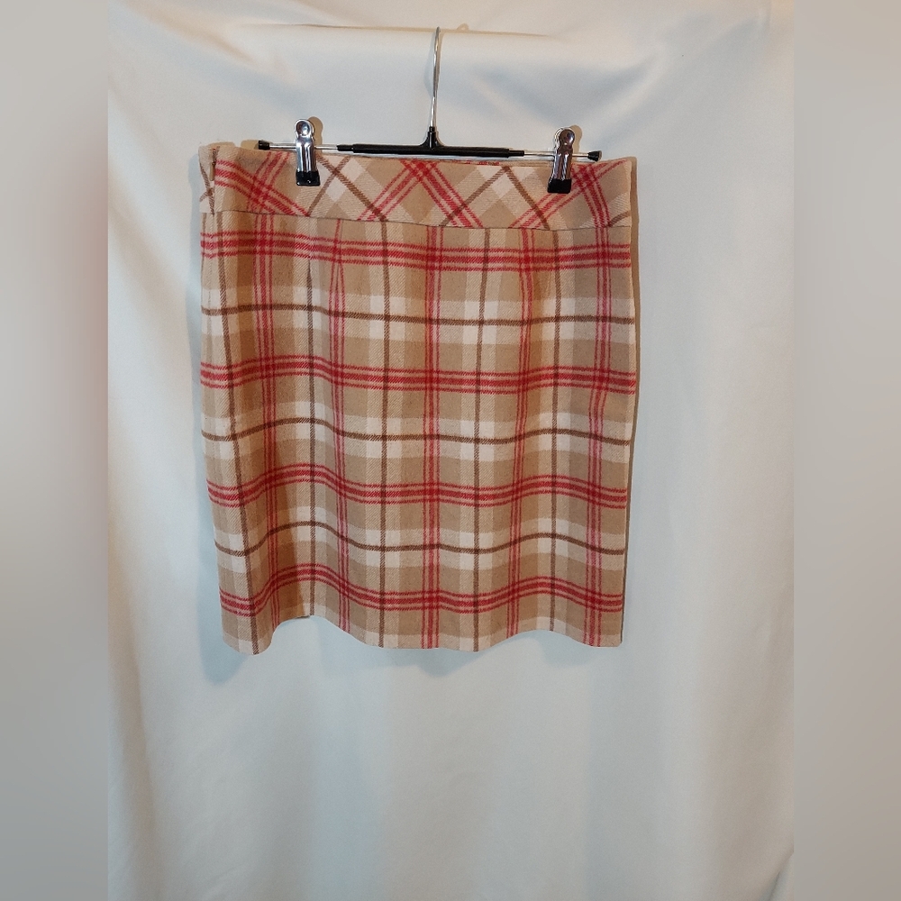 LOFT Preppy Tan and Red Wool Blend Plaid Mini Skirt With Side Zip - Picture 2 of 6